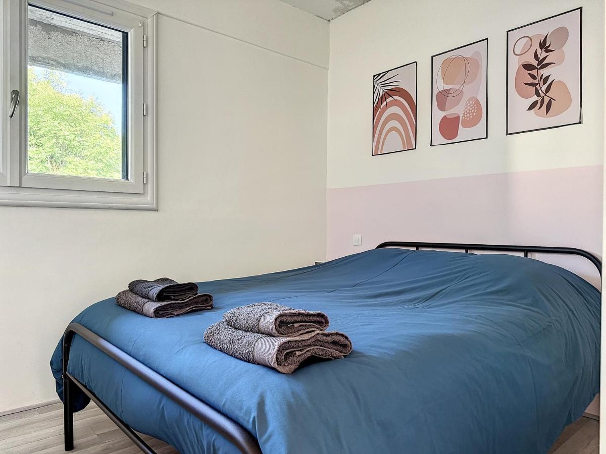 Charmant Appartement Avec Terrasse Parking Ispagnac Экстерьер фото