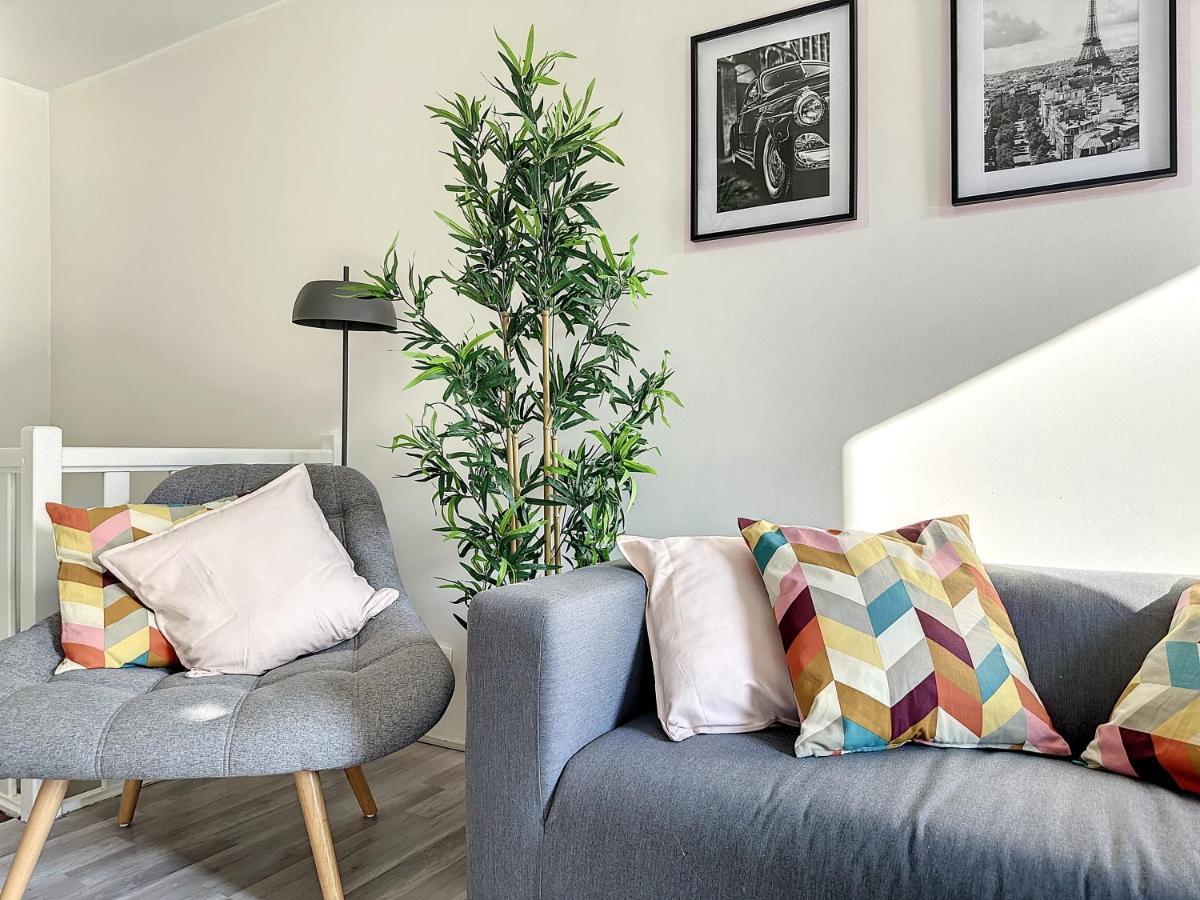 Charmant Appartement Avec Terrasse Parking Ispagnac Экстерьер фото